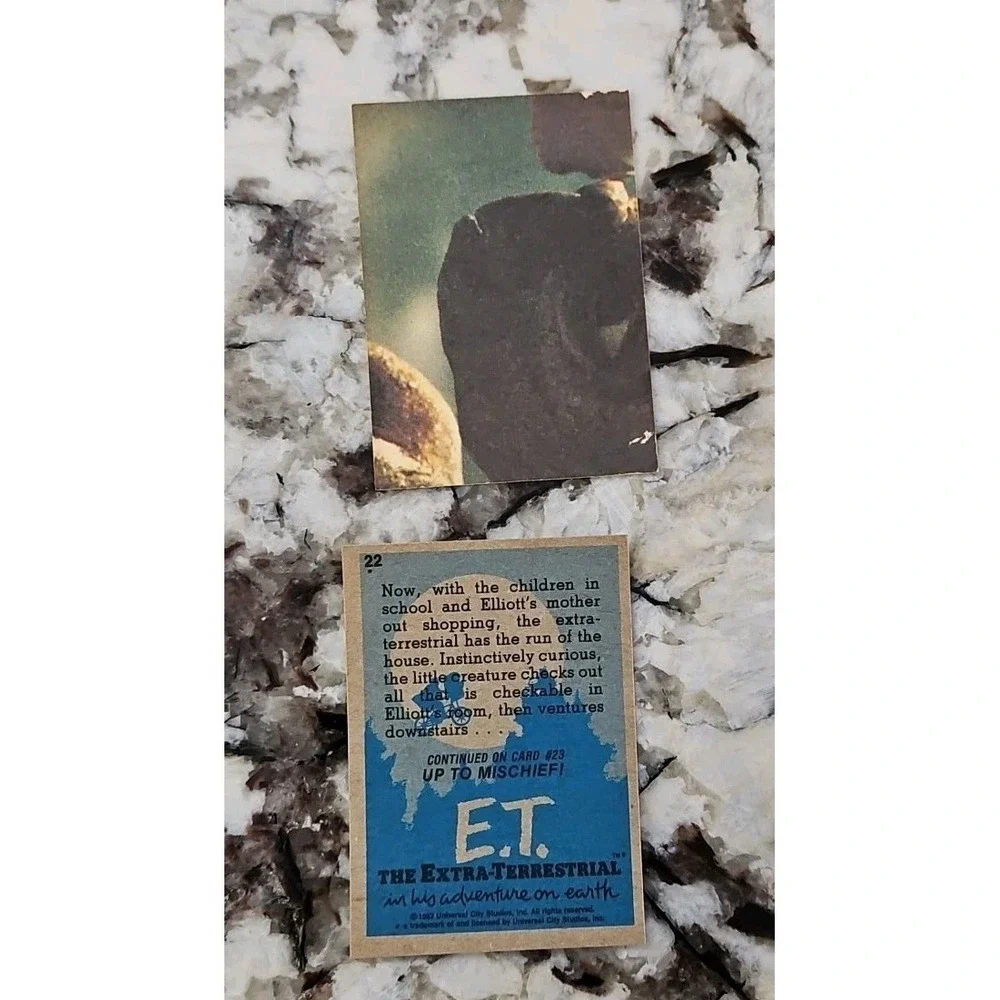 E.T. movie cards (vintage TOPPS, 1982) LOT OF 65 -Drew Barrymore, Spielberg etc.